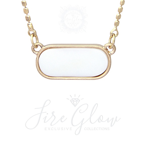 White Oval Pendant Necklace - Gold Tone - Picture 13 of 13